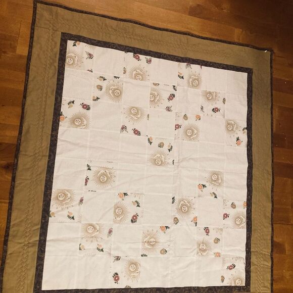 Quilt Throw with Sun and Moon Design - Picture 7 of 11